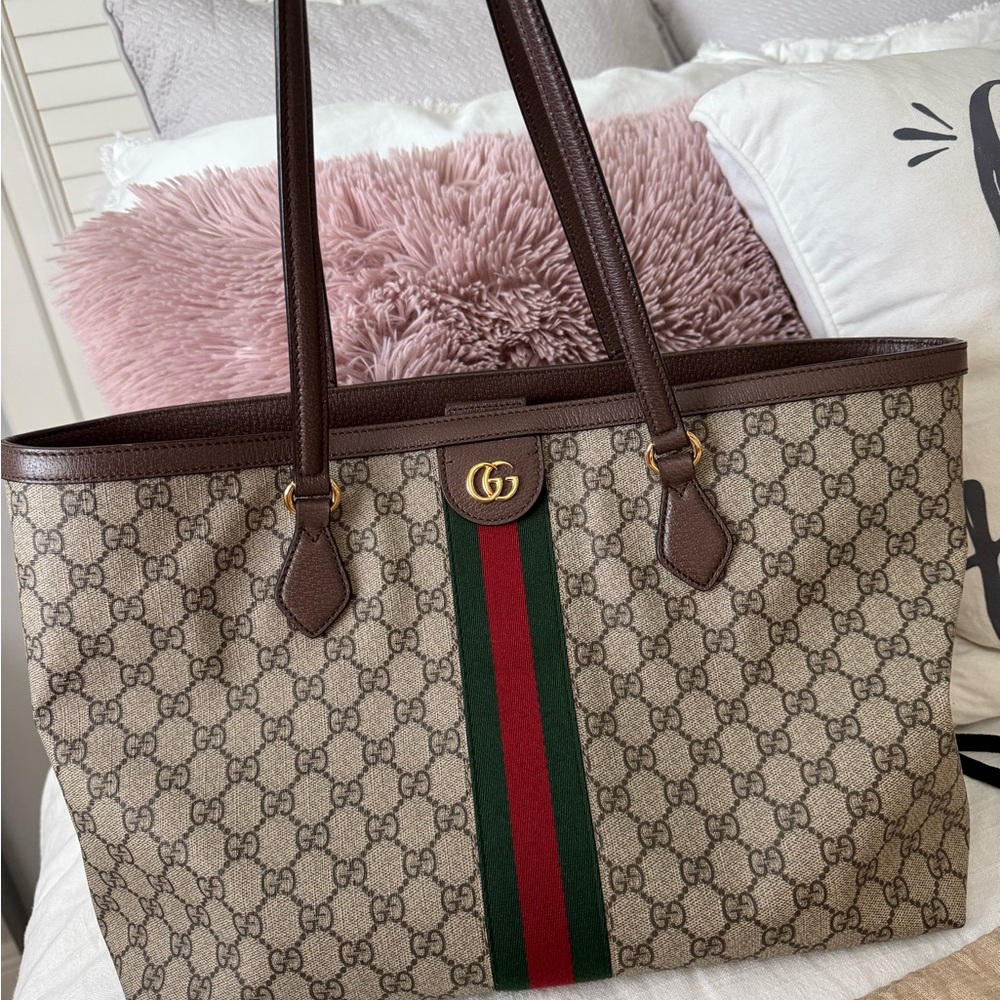 Gucci large Ophelia Cream and Brown Tote with Signature GG Monogram